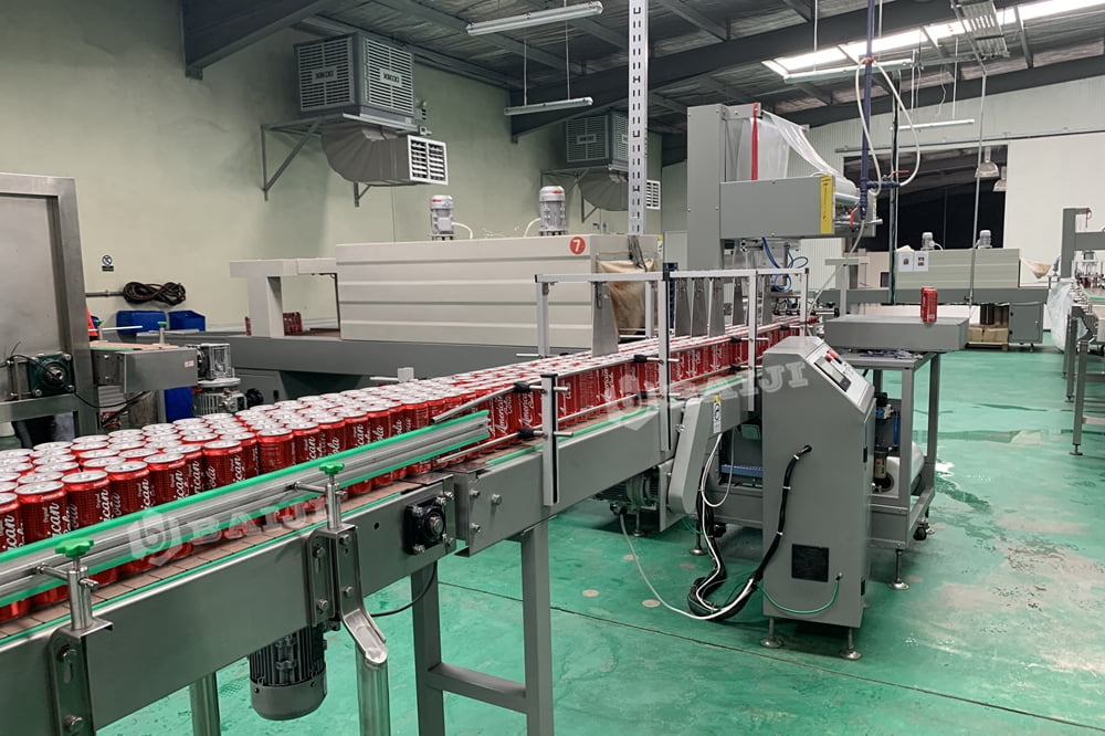 tin can iced coffee filling sealing canning machine canned coffee can wrapping packing machine.jpg