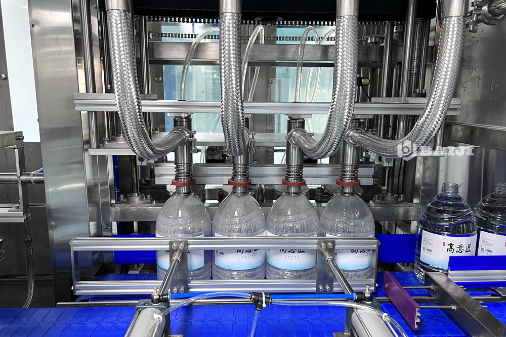 linear type 3L 5L 10L plastic PET bottle pure mineral drinking water filling and capping machine equipment 2.jpg