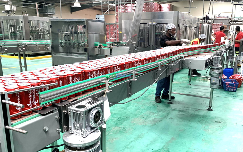 aluminum can Cola carbonated soft drink sparkling water filling and canning machine.jpg