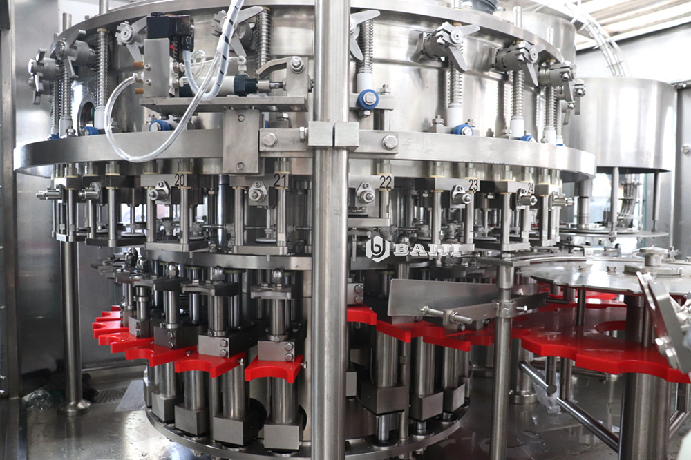 Cola carbonated soft drink sparkling water bottle washing filling and capping machine isobaric filling.JPG