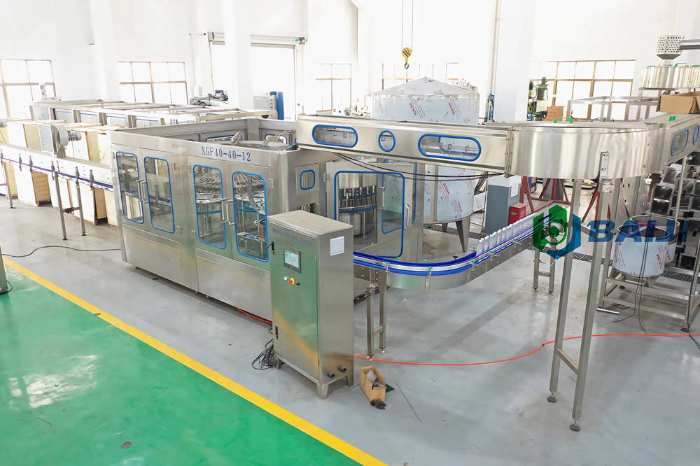 500ml PET bottled pure water bottle washing filling and capping machine production line.jpg