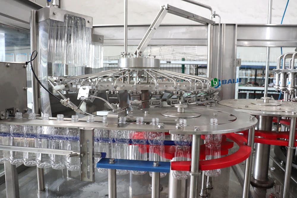 10000BPH plastic bottle concentrate fruit juice bottle washing filling and capping machine production line.jpg