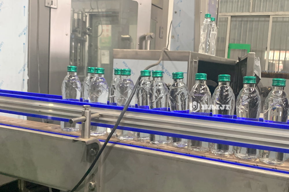 glass bottle fruit juice drink bottling filling capping machine production line 2.JPG
