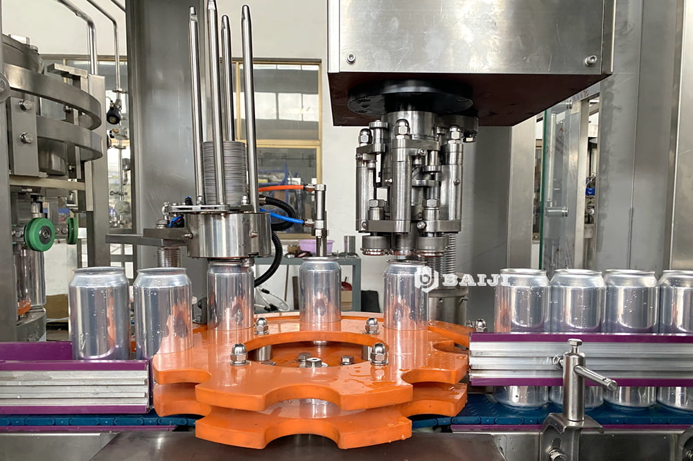 aluminum can craft beer carbonated beverage filling and seaming canning machine production line 2.JPG