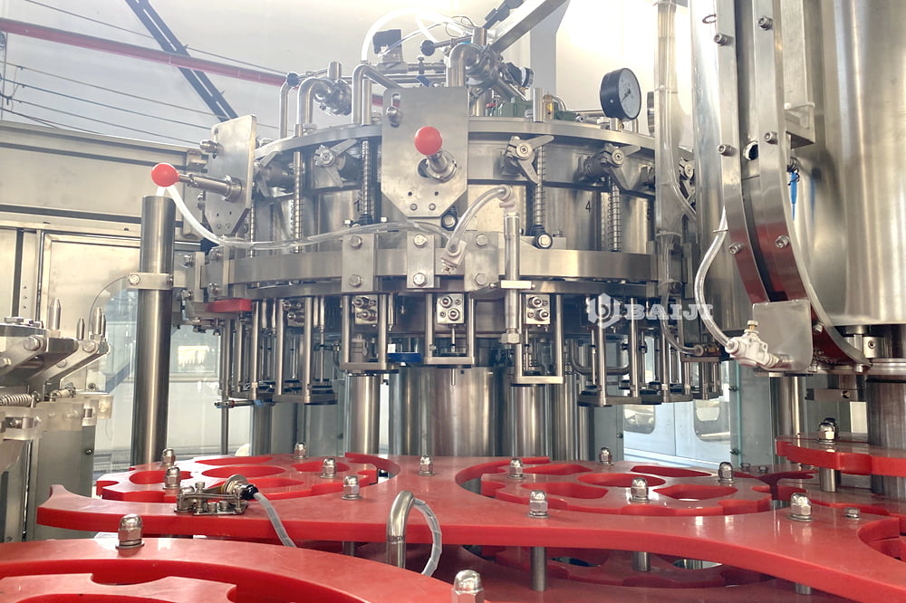 glass bottled craft beer bottle washing filling and capping machine bottling production line 0-4℃ filling.JPG
